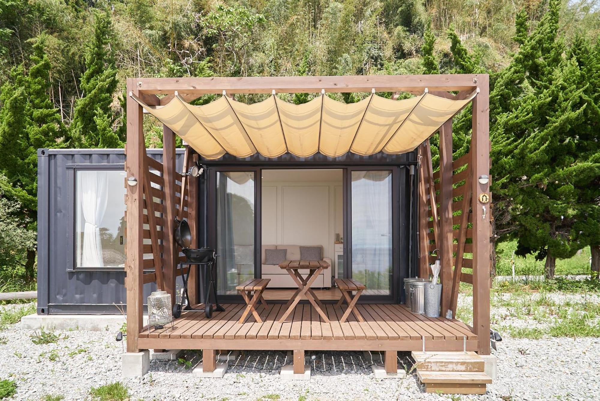 Retreat佐渡風島 グランピング- Self Check-in Only Camping *